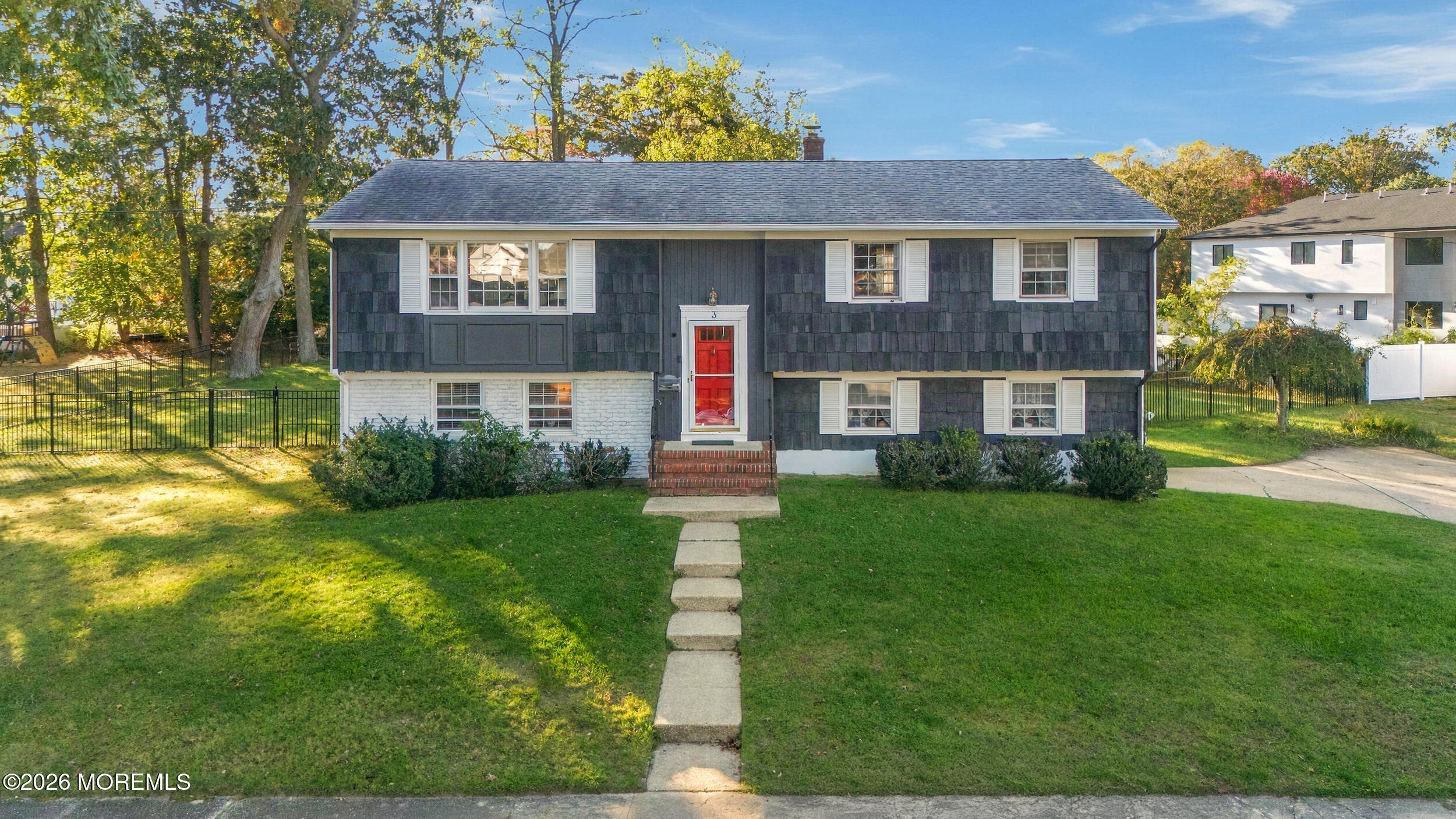 3 Roslyn Drive, Oakhurst, NJ, 07755 image 14