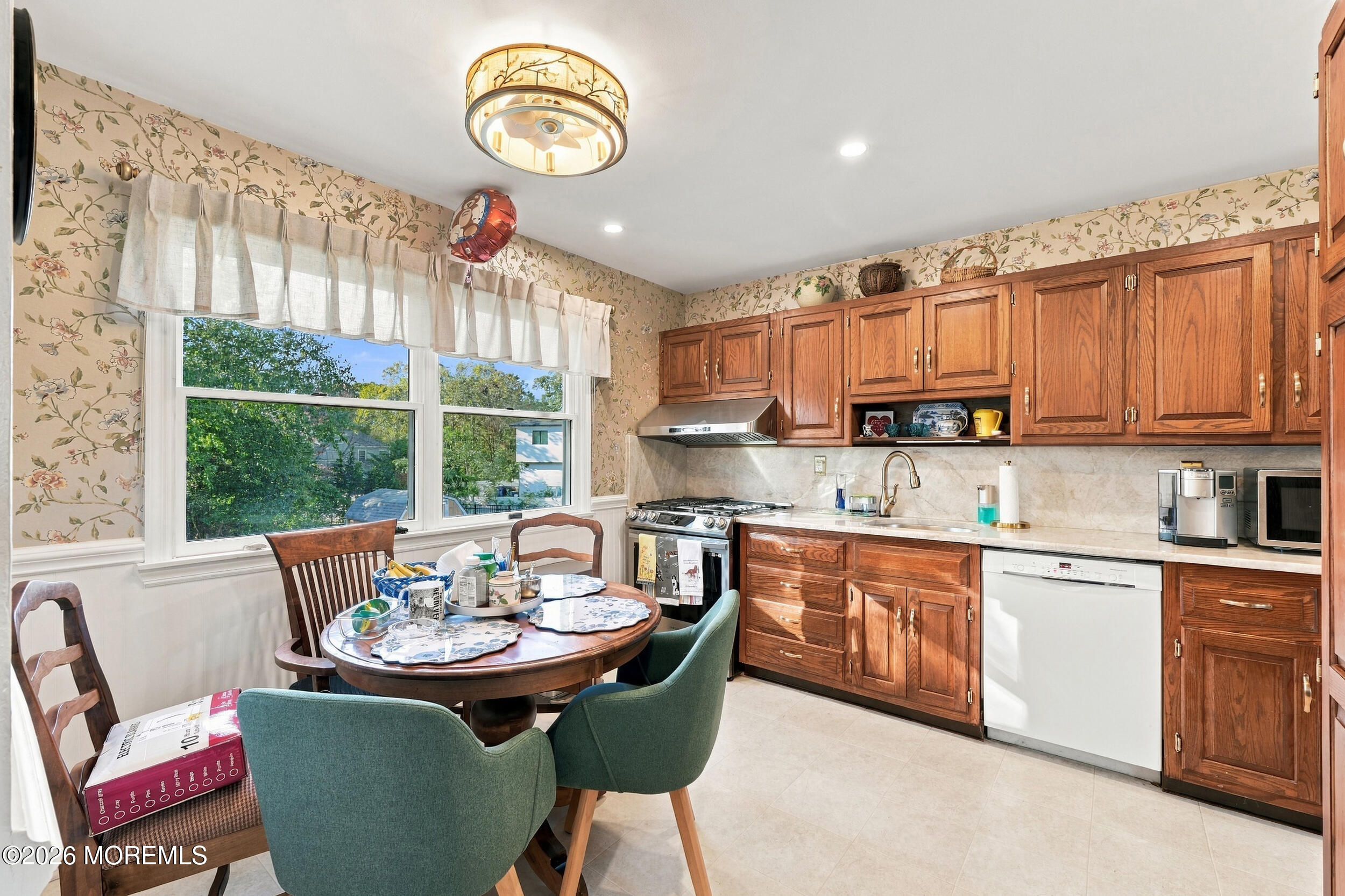 3 Roslyn Drive, Oakhurst, NJ, 07755 image 27