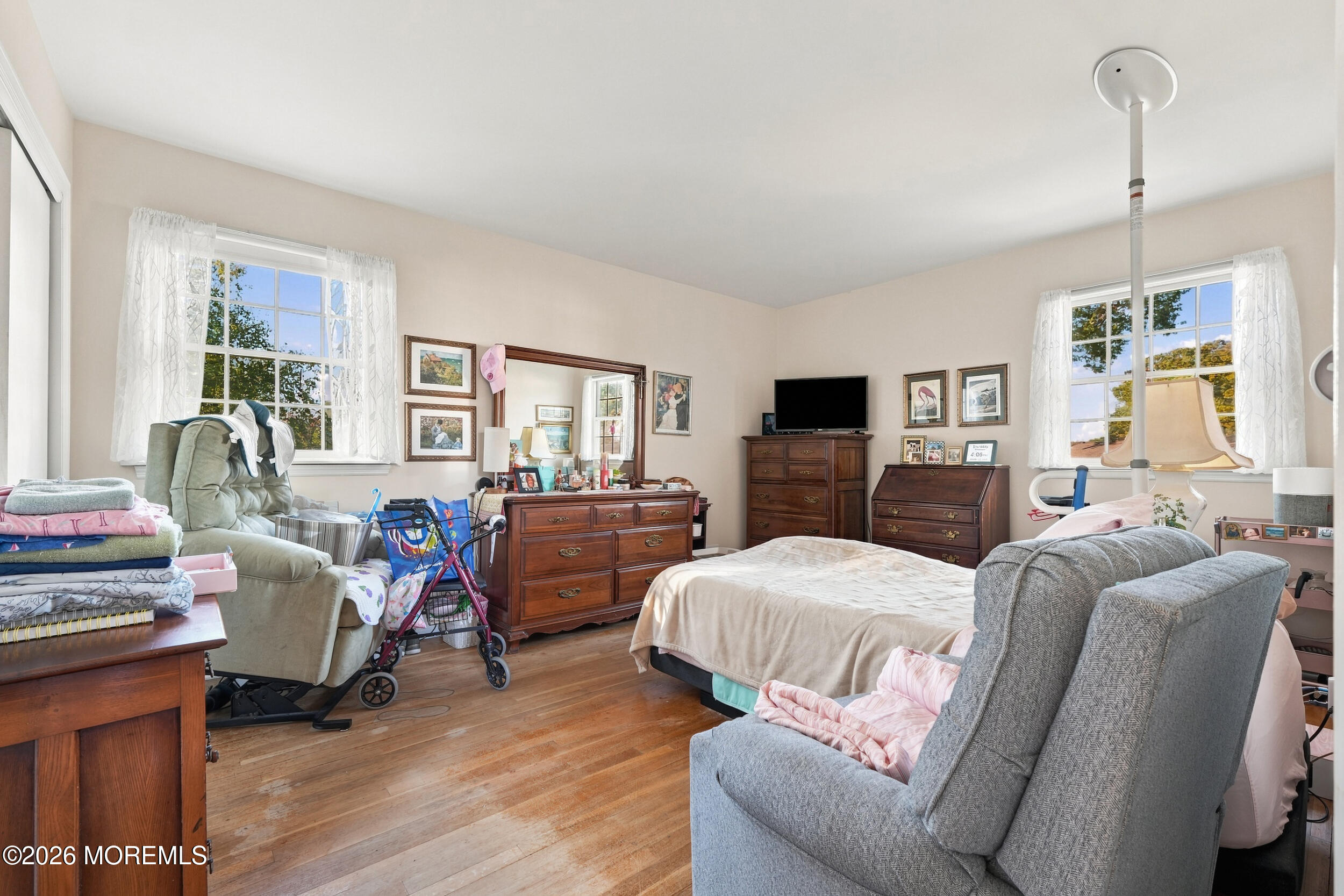 3 Roslyn Drive, Oakhurst, NJ, 07755 image 32