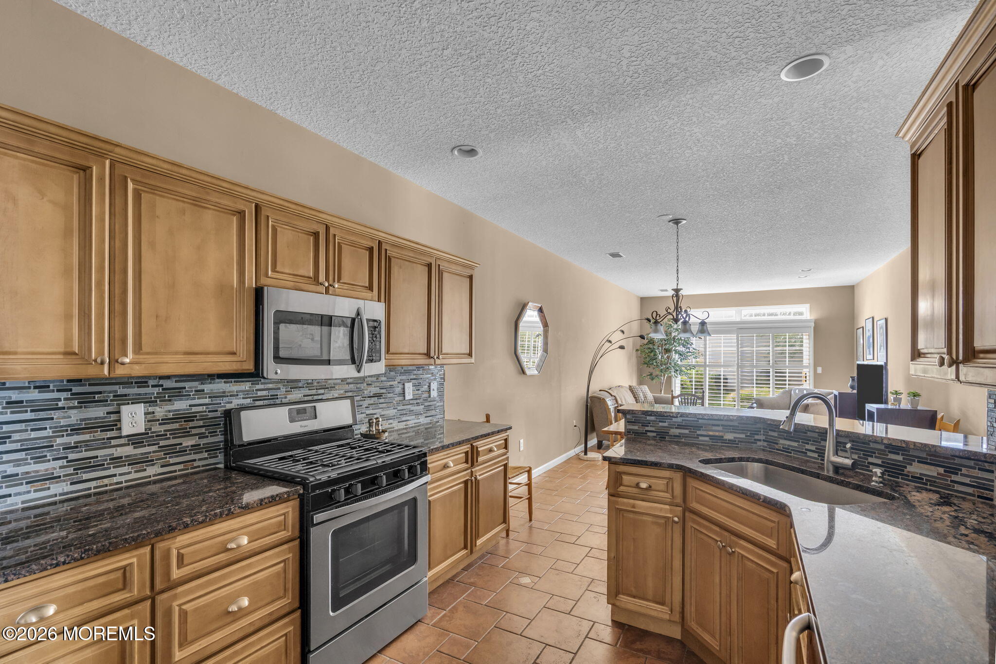9 Sunnyfield Lane Image 2