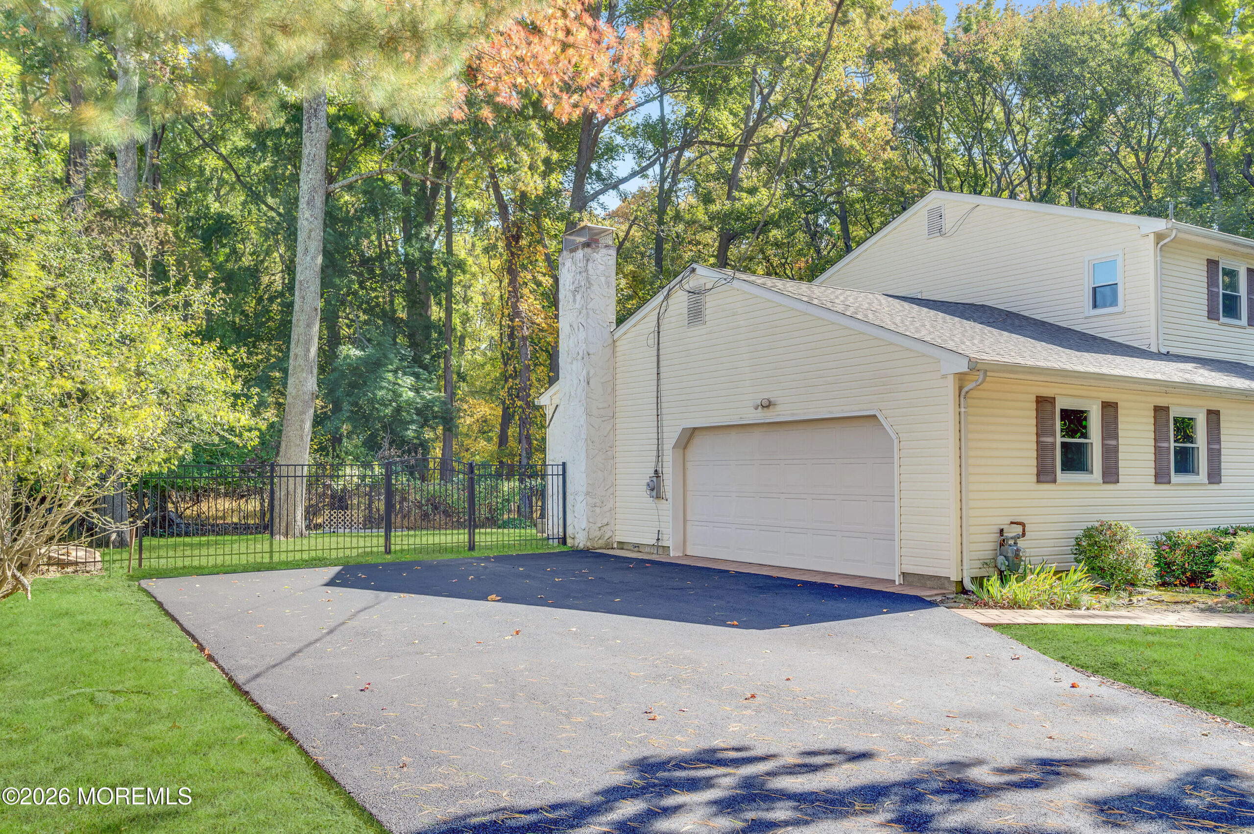 1601 Melville Street Image 4
