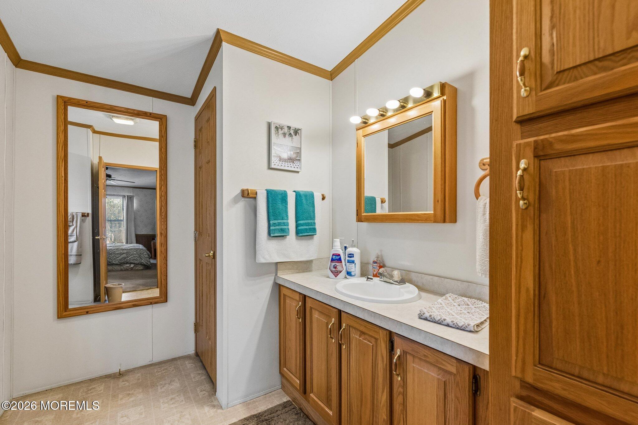 721 Evergreen Court, Whiting, NJ, 08759 image 19