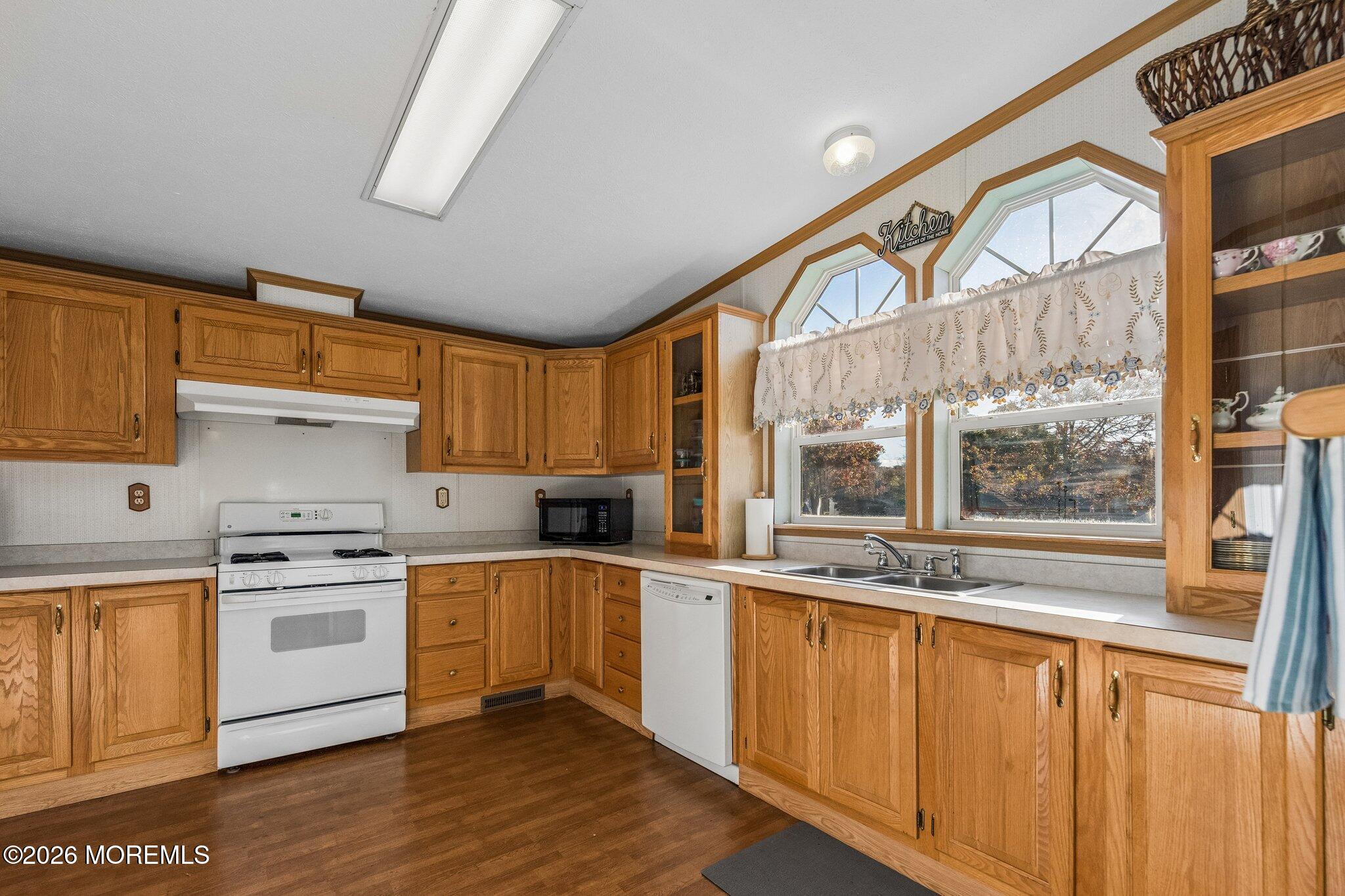721 Evergreen Court, Whiting, NJ, 08759 image 6