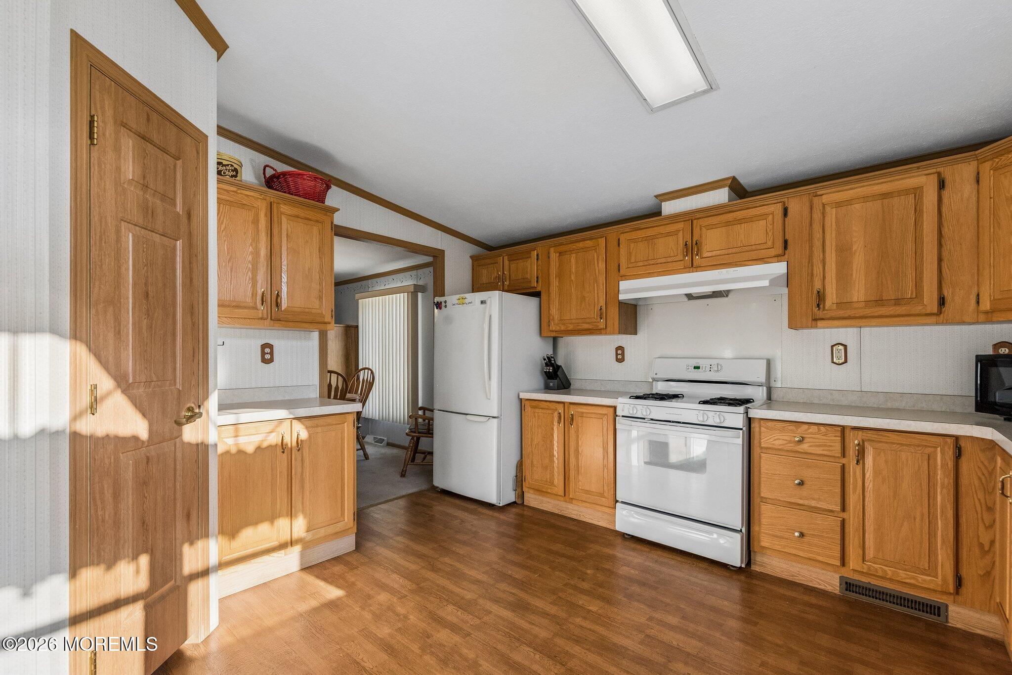 721 Evergreen Court, Whiting, NJ, 08759 image 7