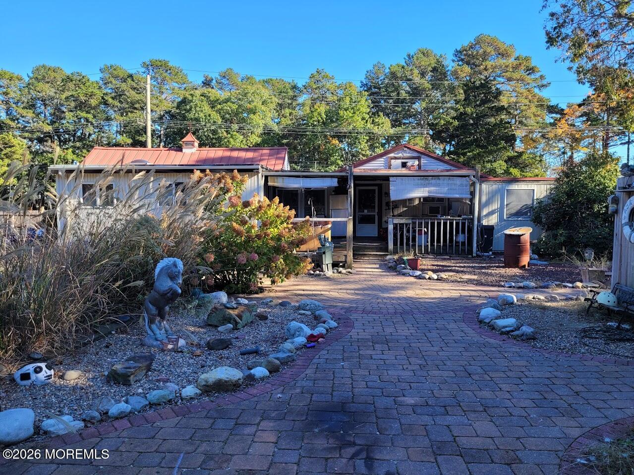 497 Main Street Image 4