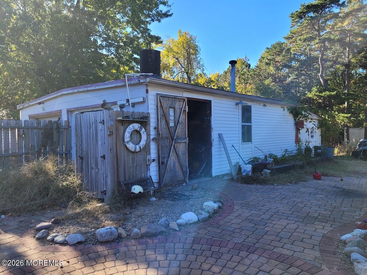 497 Main Street Image 5