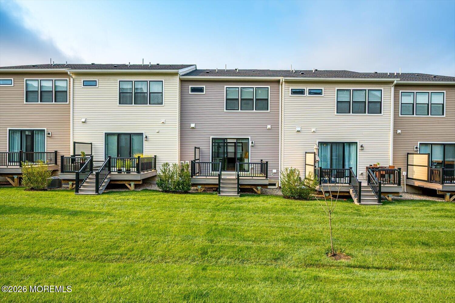 16 Valiant Court, Middletown, NJ, 07748 image 32