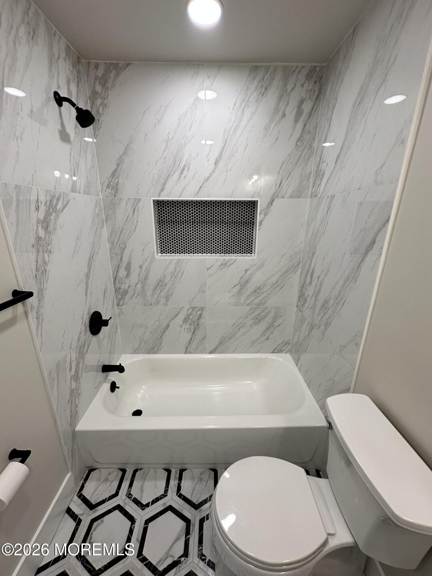 888 State Route 35, Laurence Harbor, NJ, 08879 image 14
