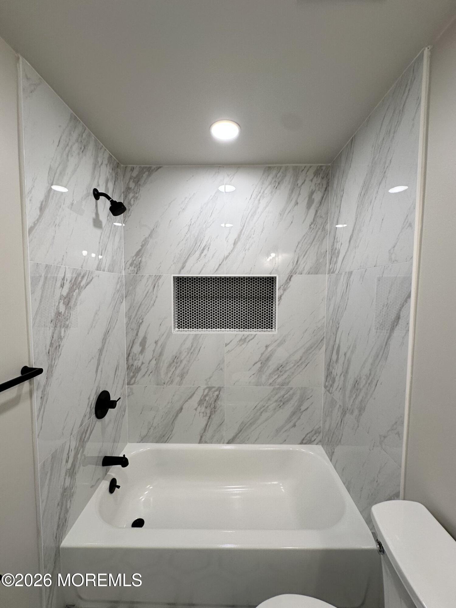 888 State Route 35, Laurence Harbor, NJ, 08879 image 15