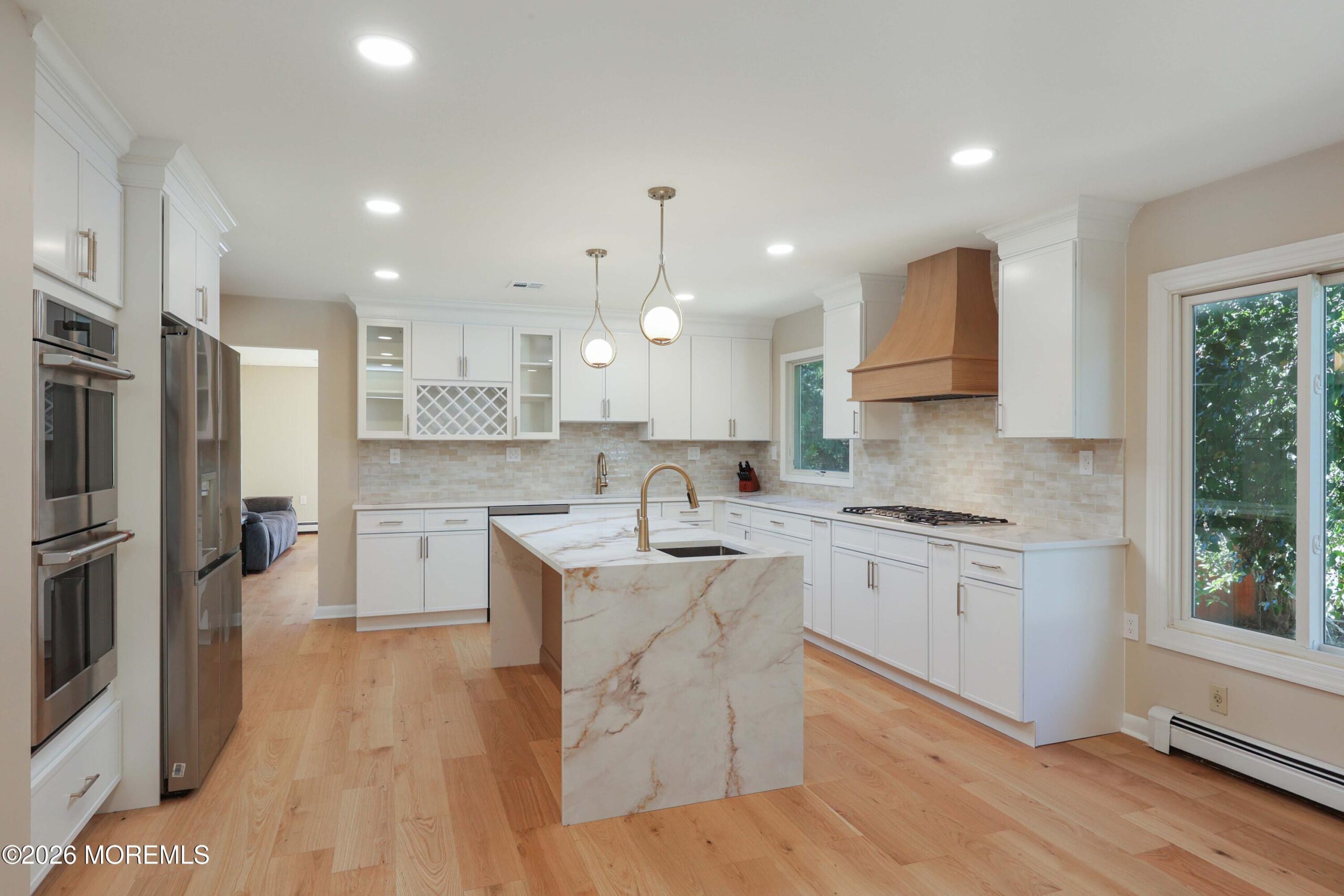 184 Locust Avenue Image 5