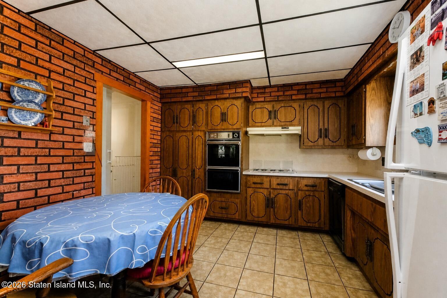 216 Clermont Place, Staten Island, NY, 10314 image 9