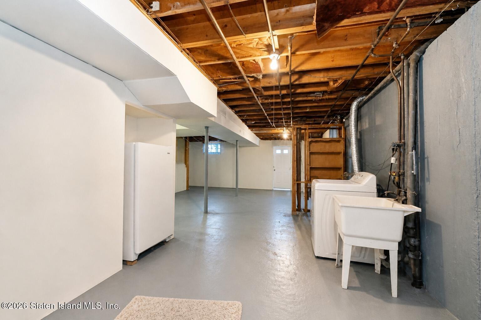 216 Clermont Place, Staten Island, NY, 10314 image 28
