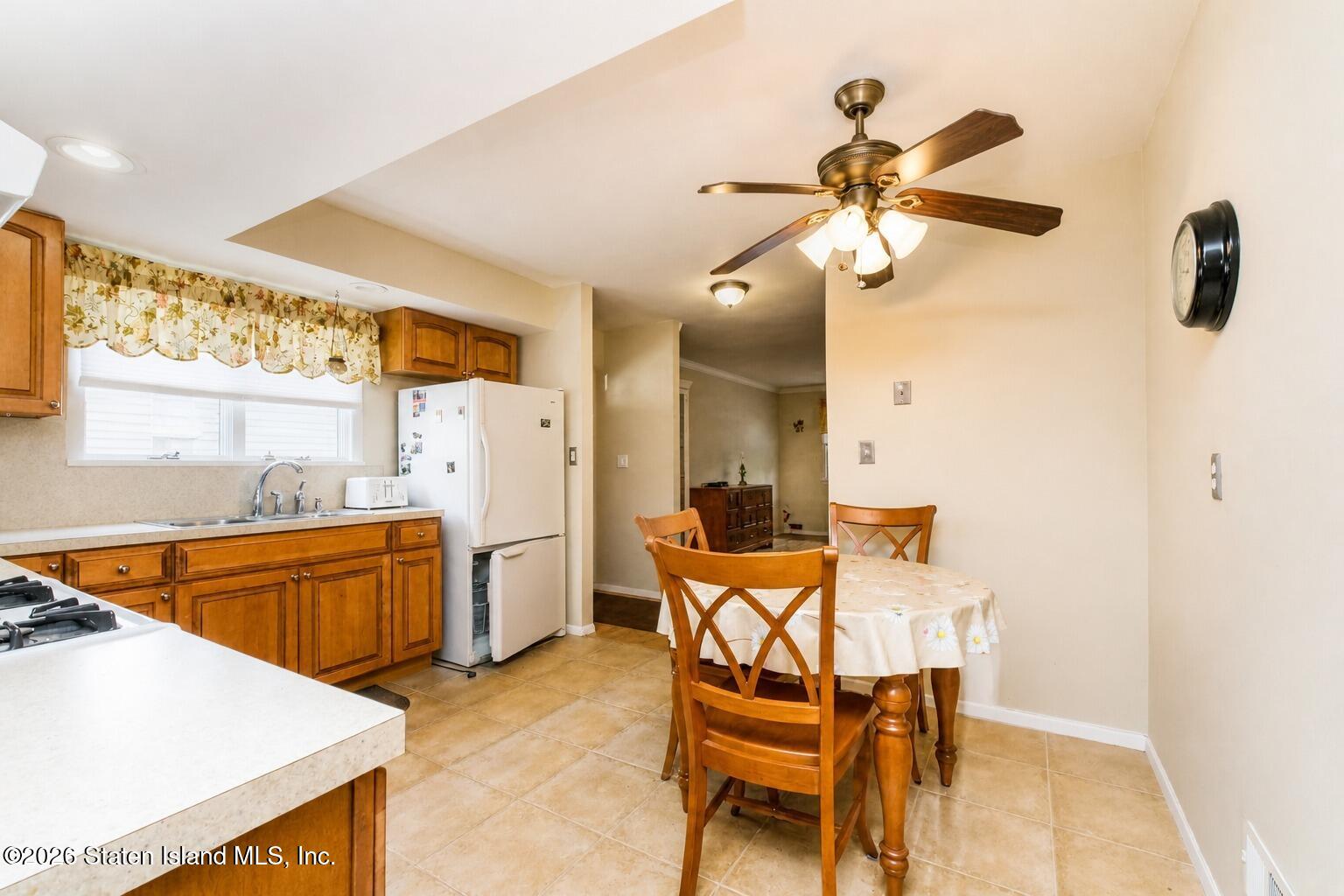 216 Clermont Place, Staten Island, NY, 10314 image 22