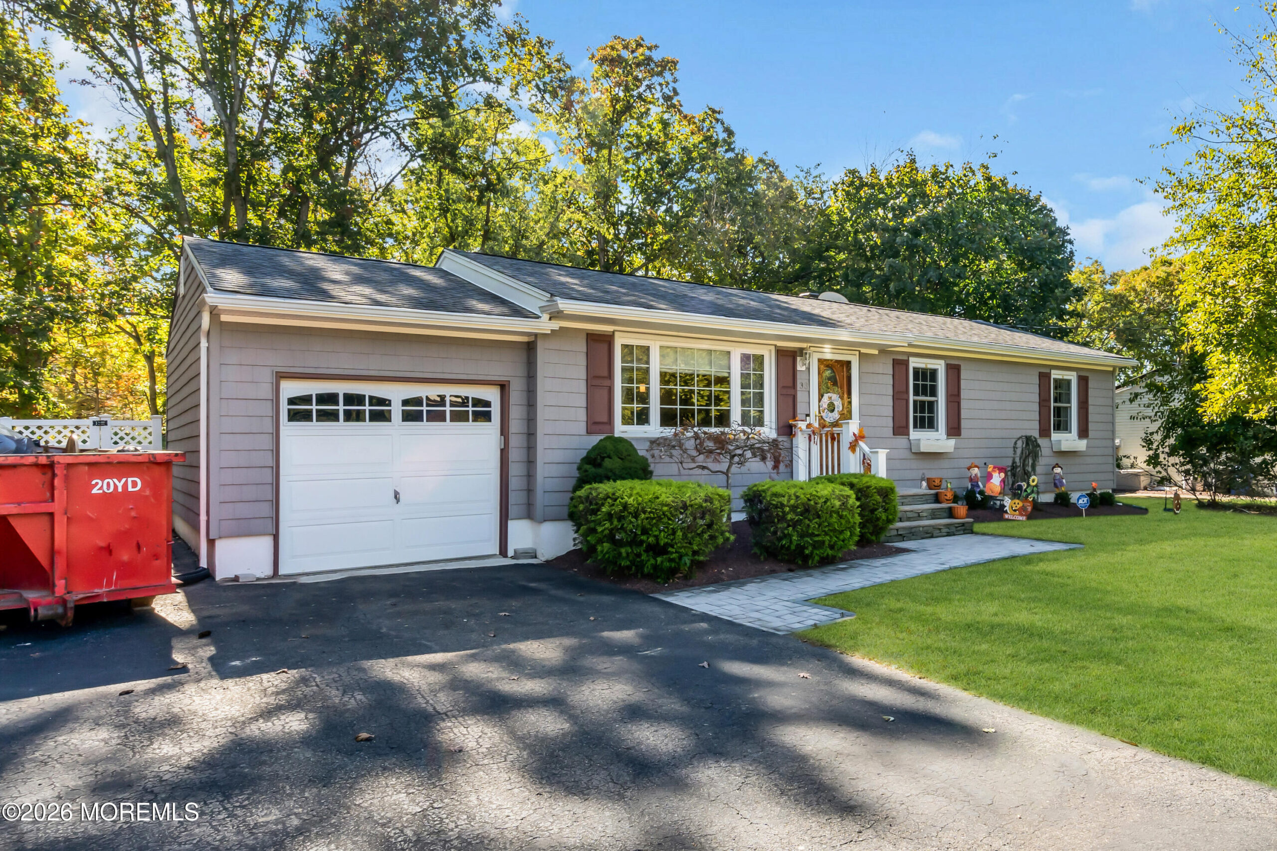 33 Brookside Drive Image 2