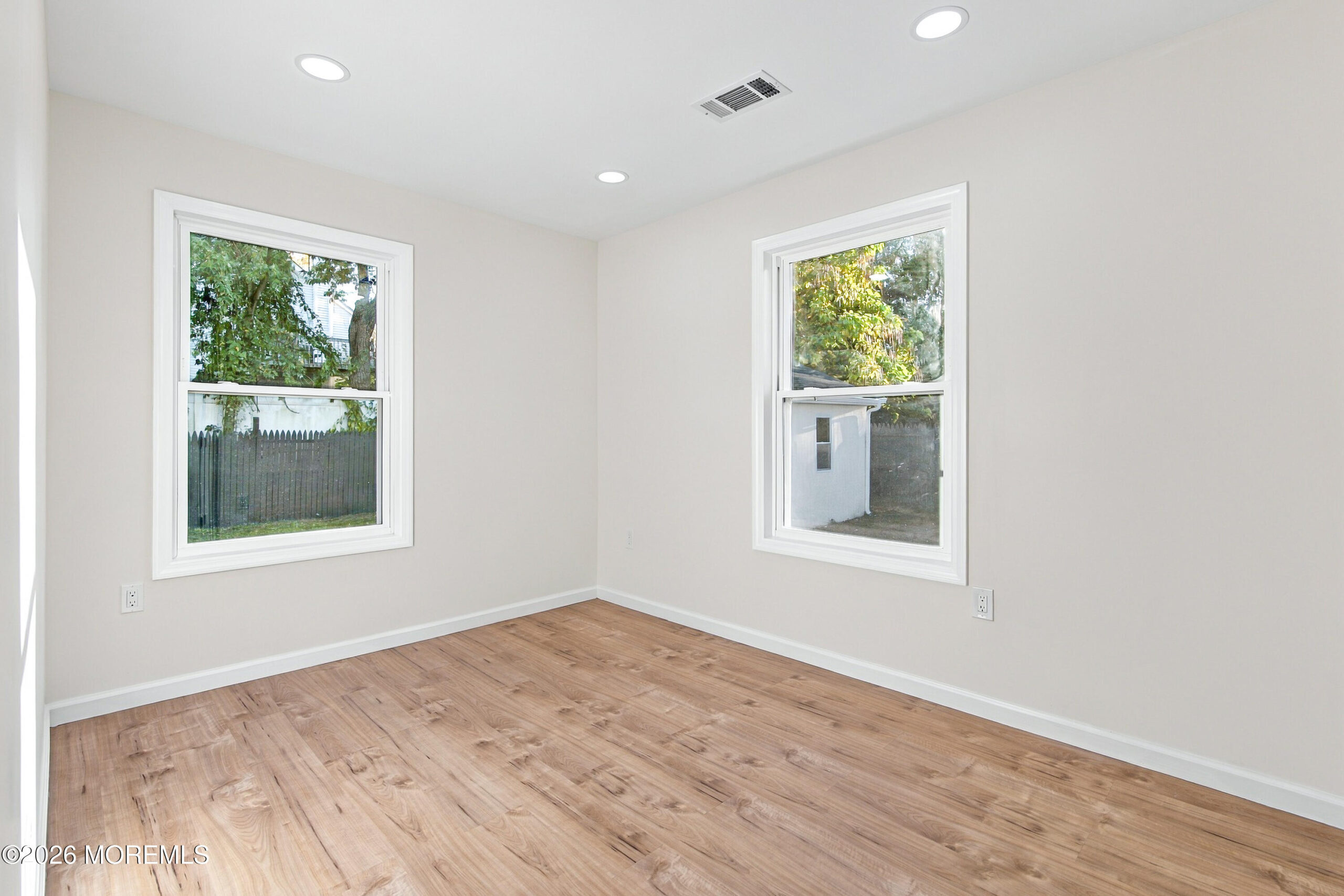 85 Pacific Boulevard, Keyport, NJ, 07735 image 33