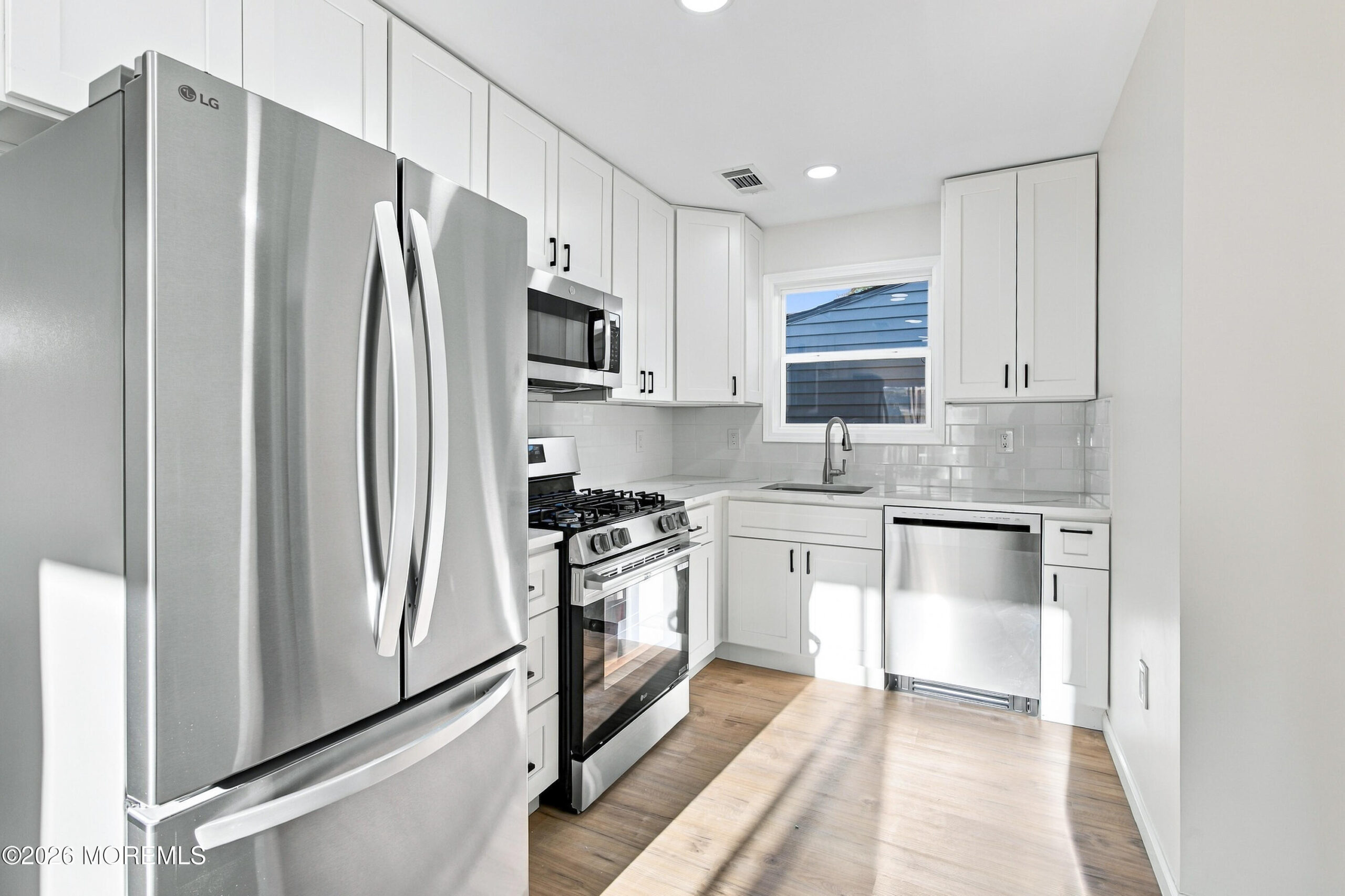 85 Pacific Boulevard, Keyport, NJ, 07735 image 24