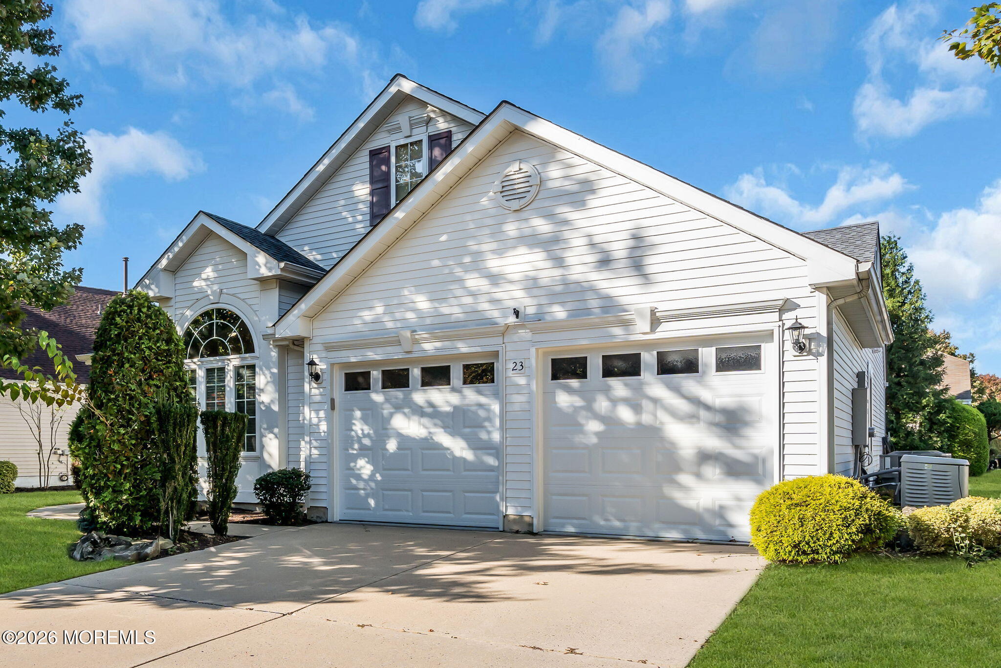 23 Turnberry Place Image 2