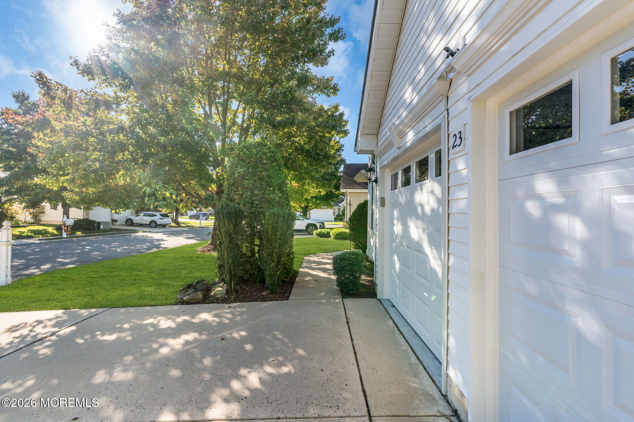23 Turnberry Place Image 4