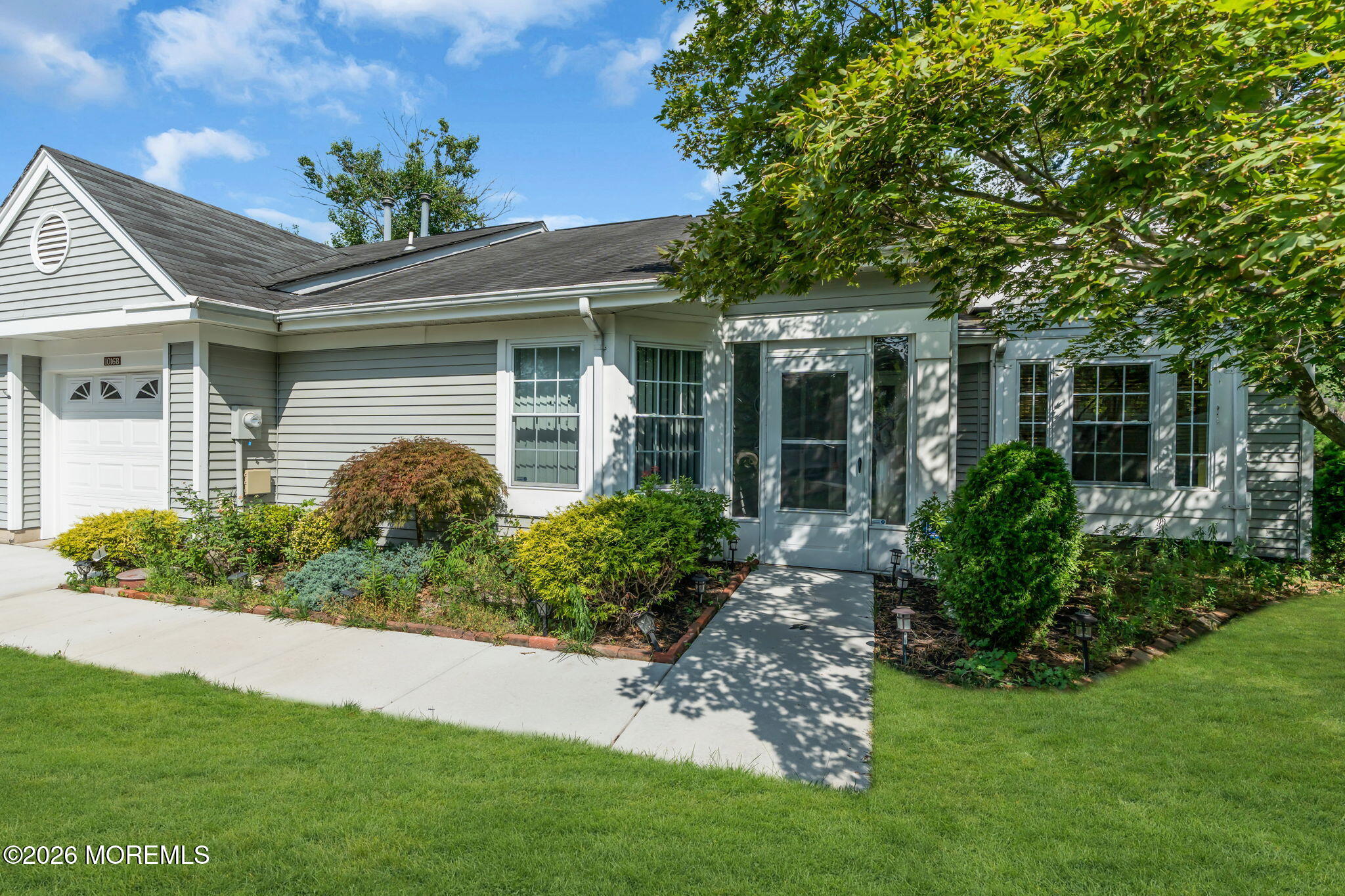 1016B Buckingham Drive Image 4