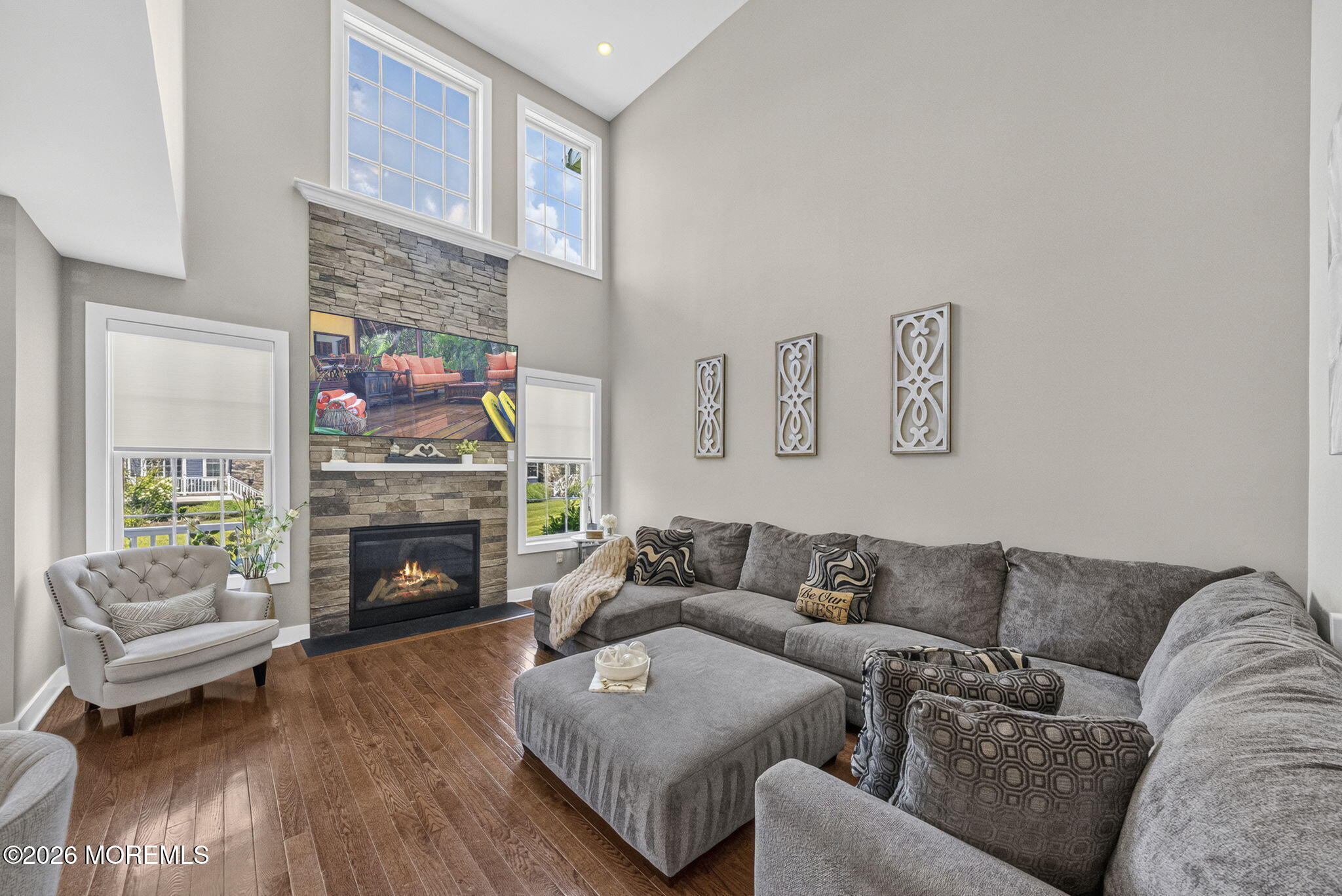 105 Valentino Drive Image 3