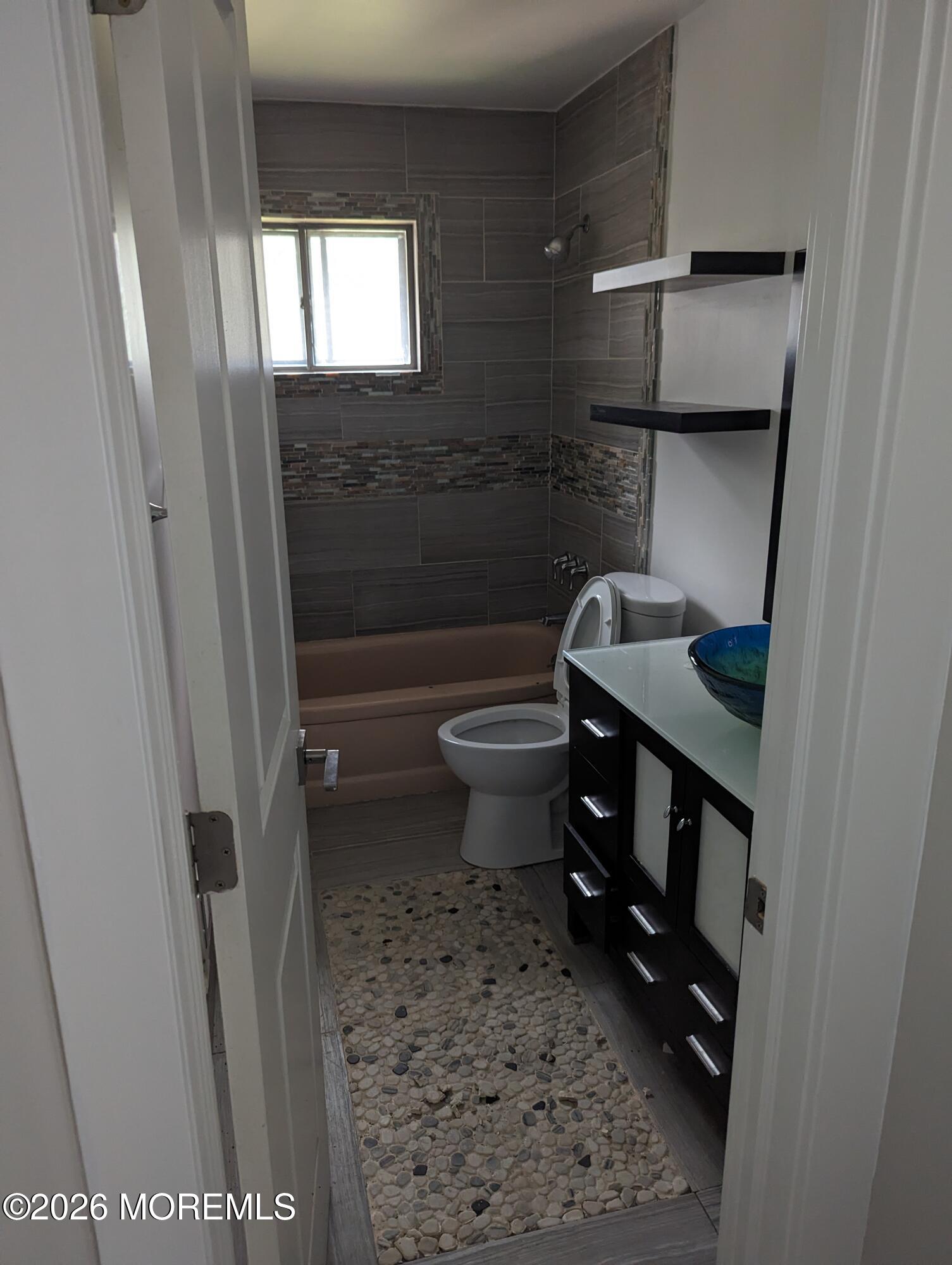 605 Berkeley Lane, Neptune Township, NJ, 07753 image 15