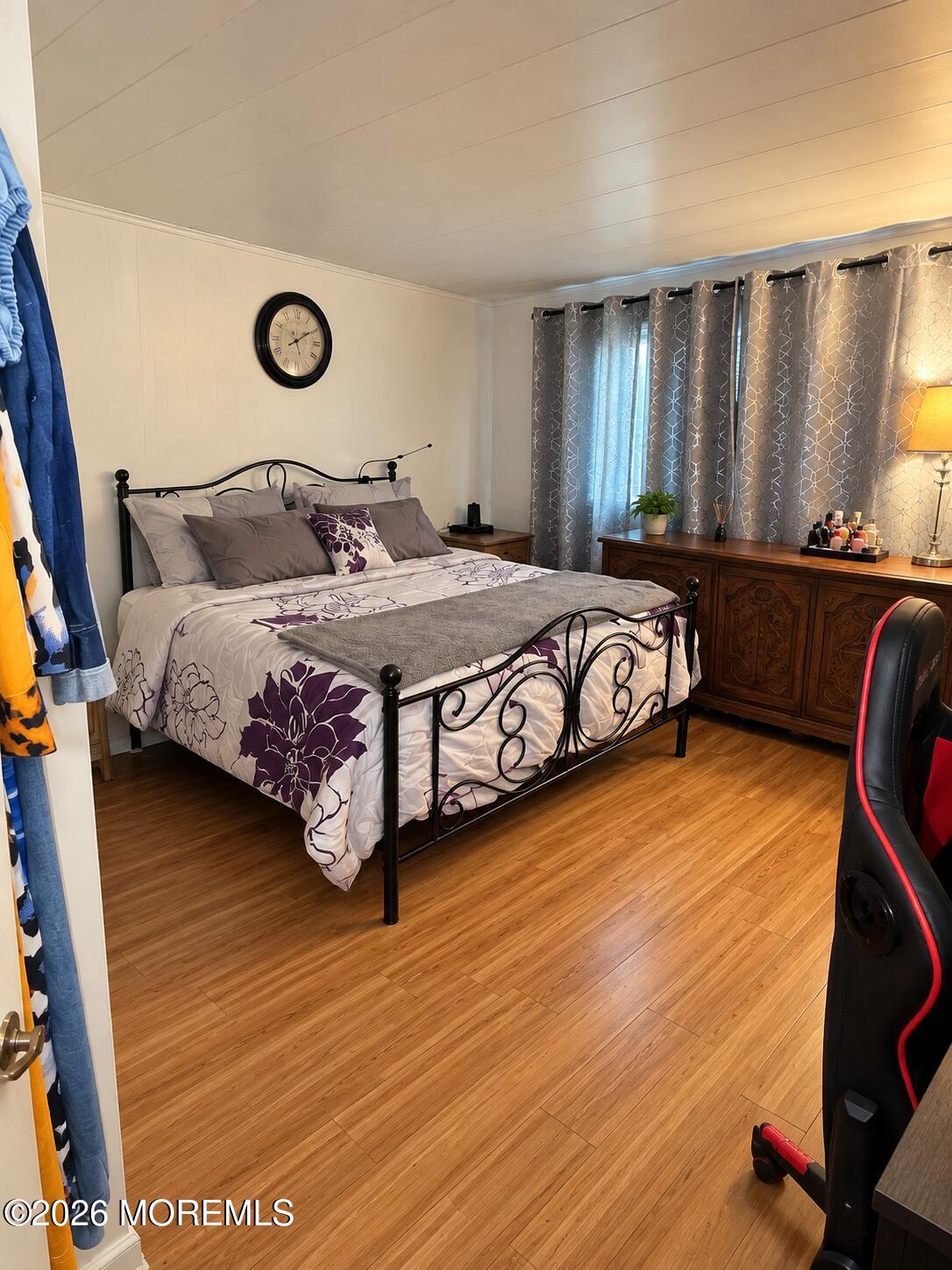 560 Sara Drive 560 Image 3