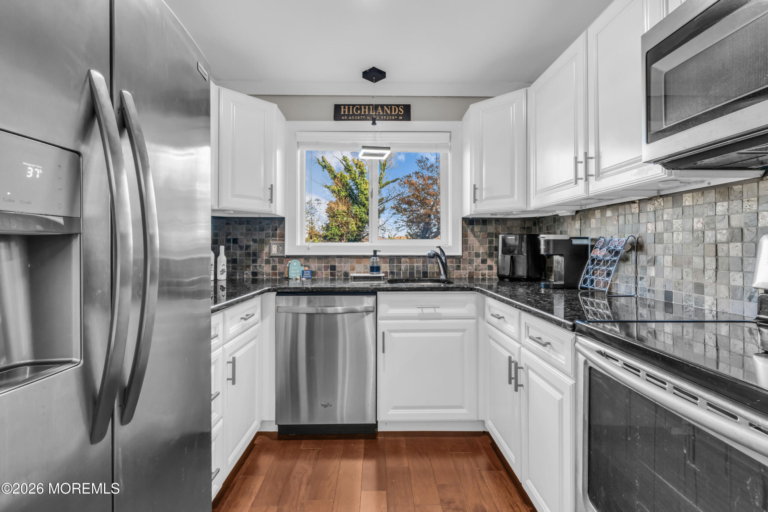 329 Shore Drive D5 Image 3