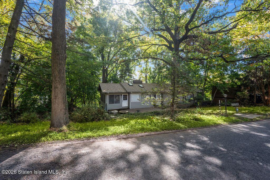 160 Coverly Avenue, Staten Island, NY, 10301 image 9
