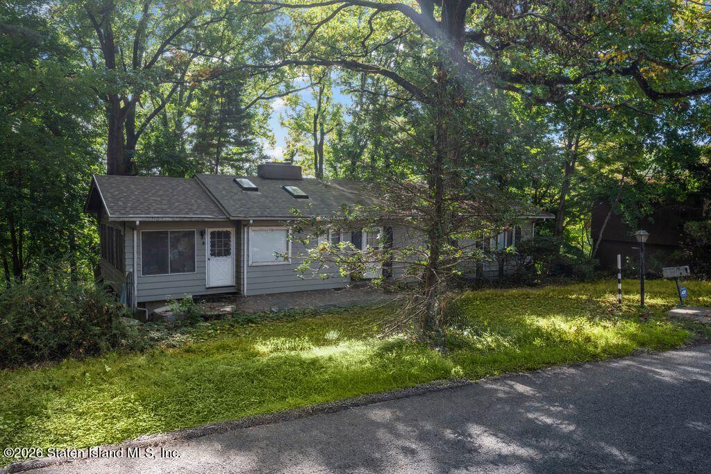 160 Coverly Avenue, Staten Island, NY, 10301 image 7