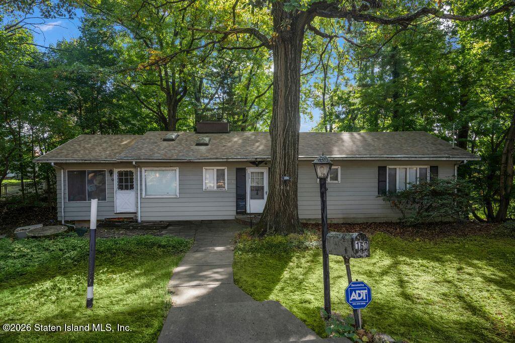 160 Coverly Avenue, Staten Island, NY, 10301