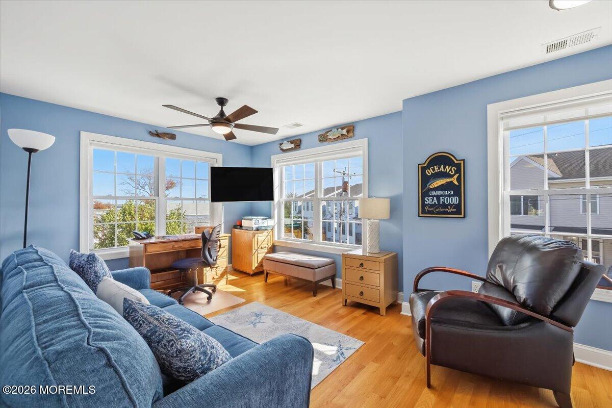 25 Cedar Street, Highlands, NJ, 07732 image 23