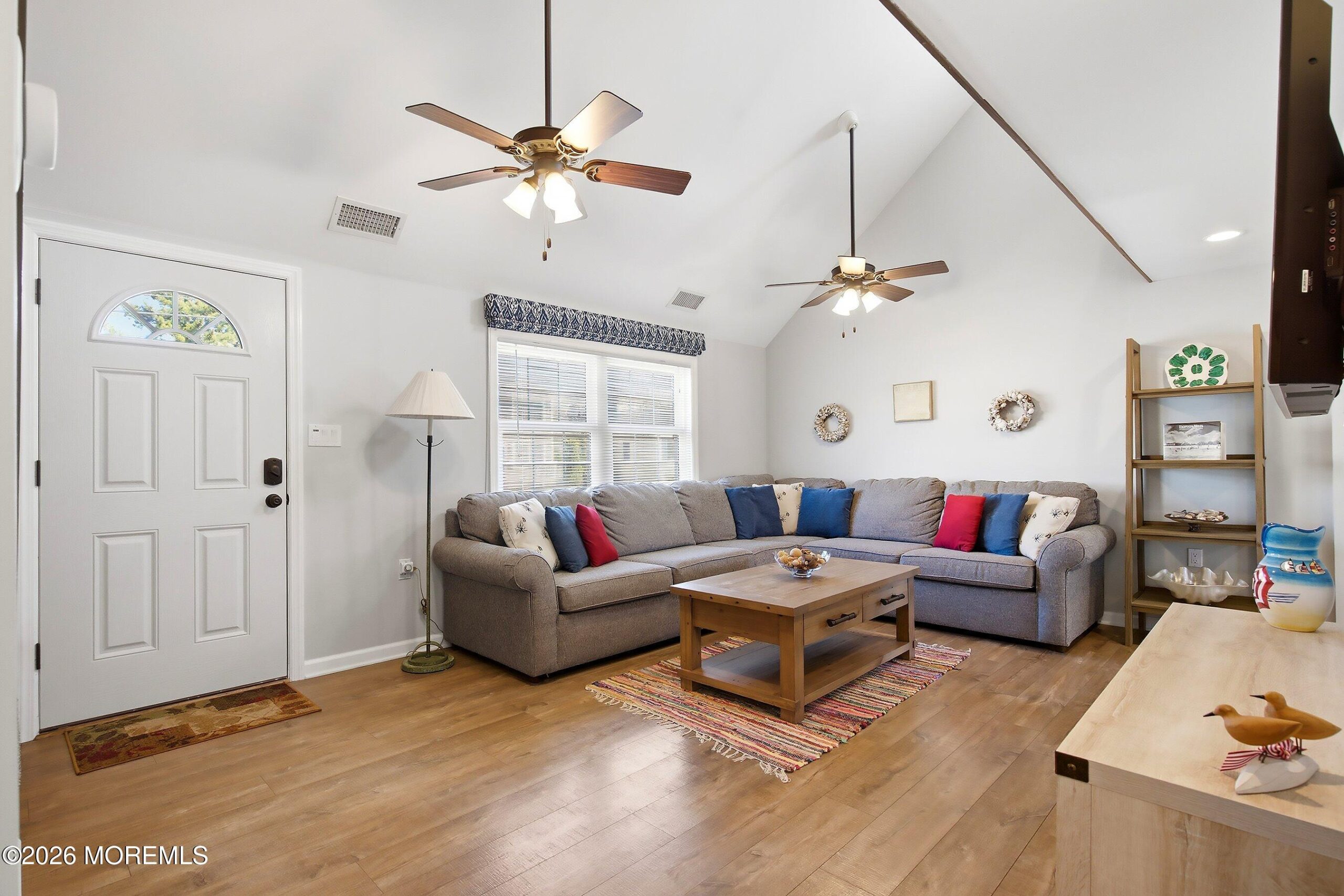 16 W Joan Road Image 4