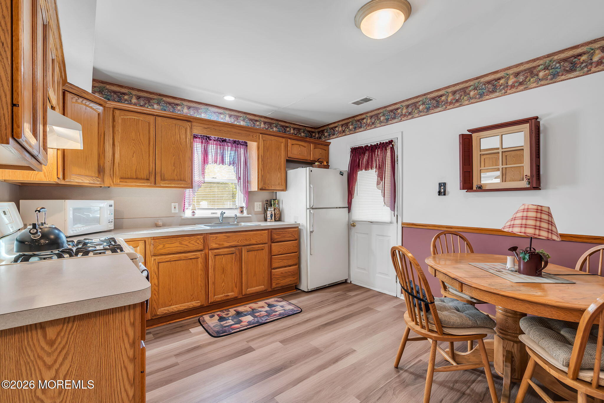 616 Asbury Avenue Image 3