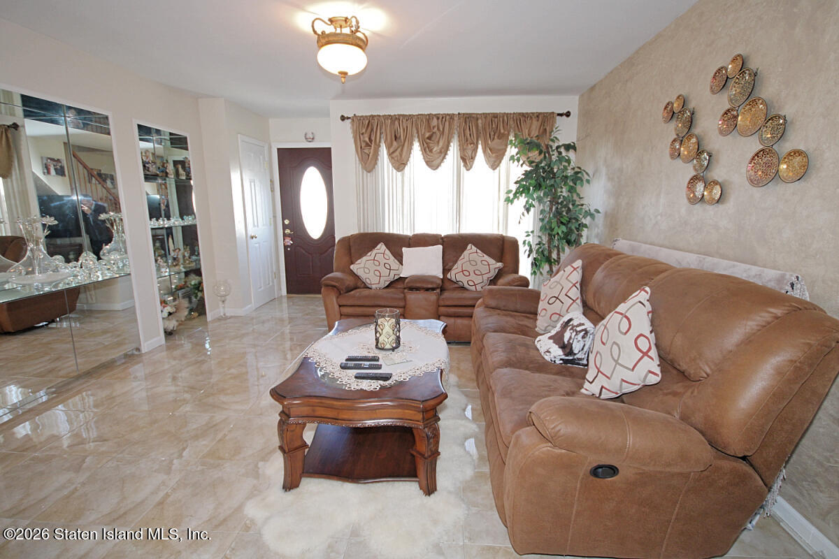 71 Evans Street, Staten Island, NY, 10314 image 6