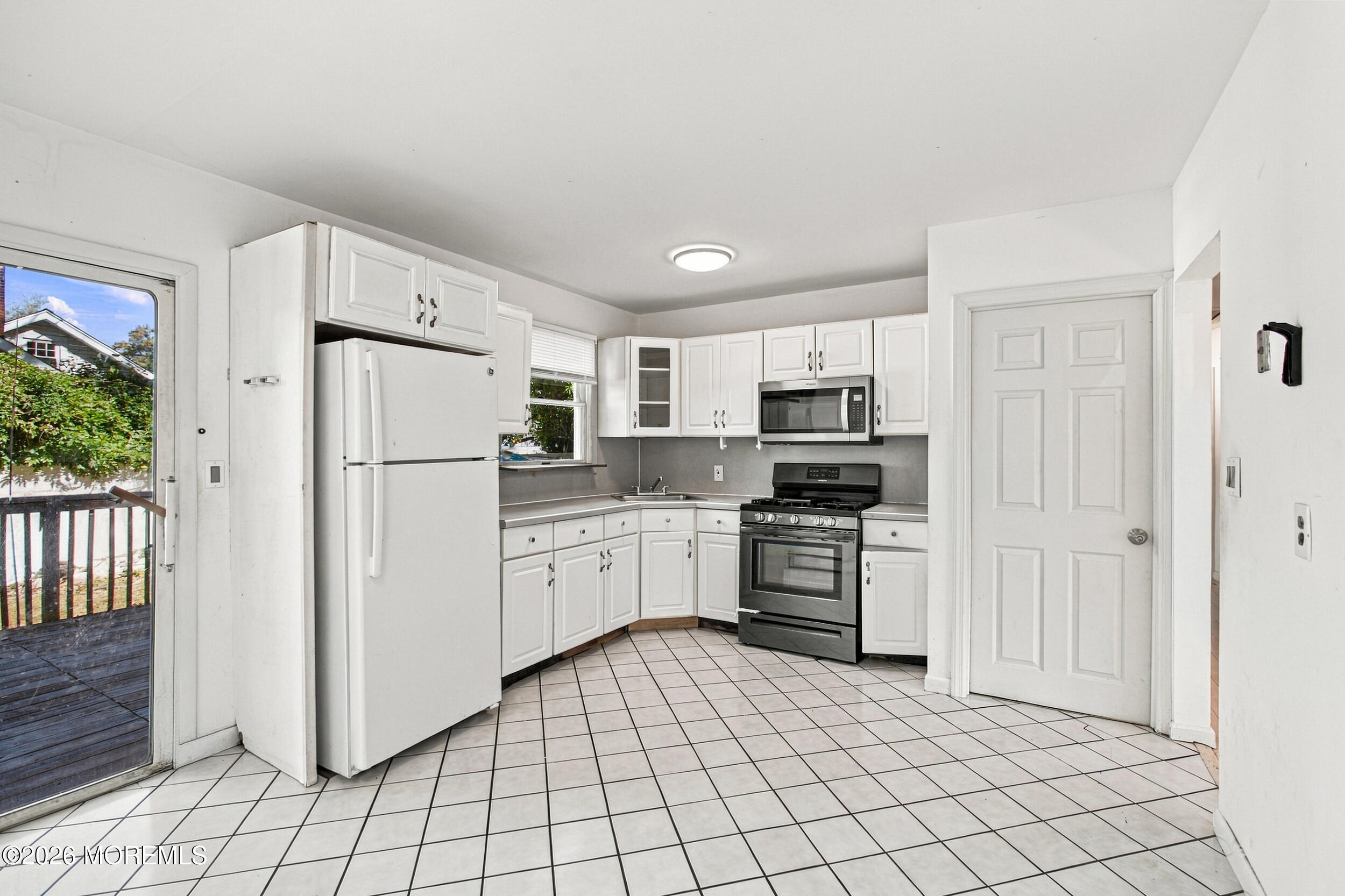 32 Locker Street, Beachwood, NJ, 08722 image 13