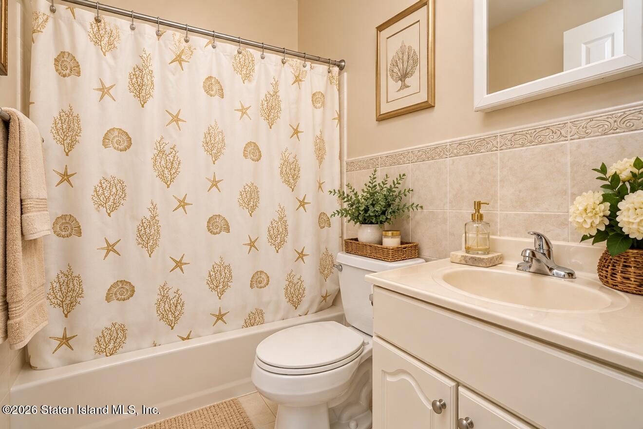 407 Harold Avenue, Staten Island, NY, 10312 image 15
