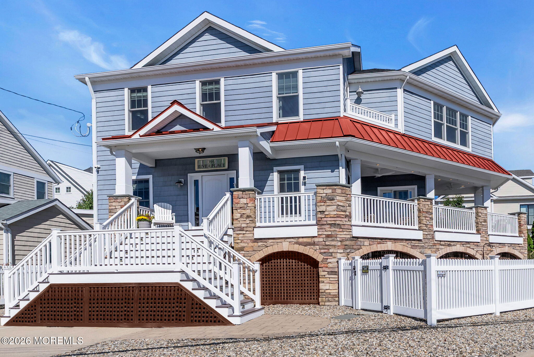 396 River Place Image 2