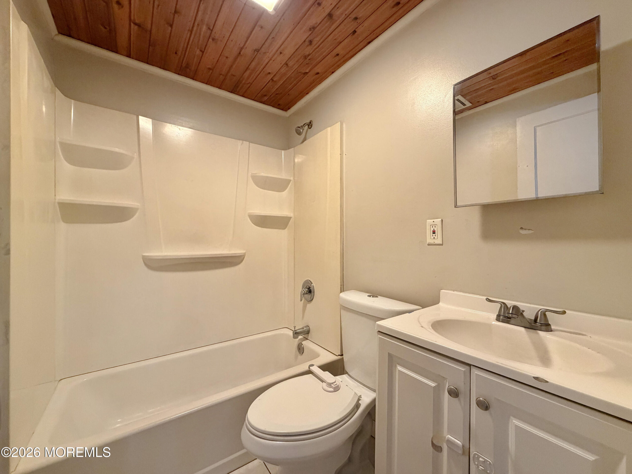 323 W Sylvania Avenue Image 4
