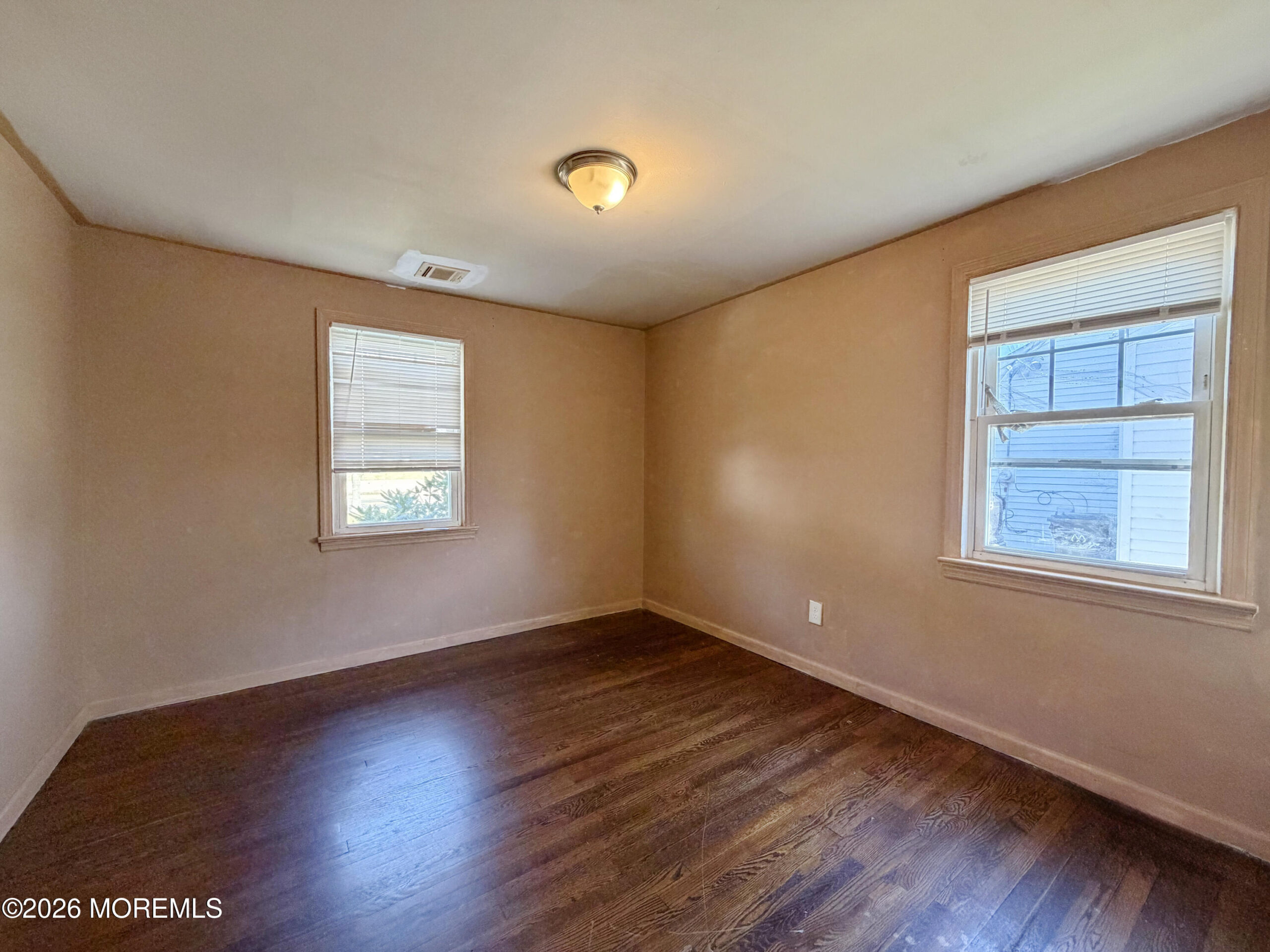 323 W Sylvania Avenue Image 5