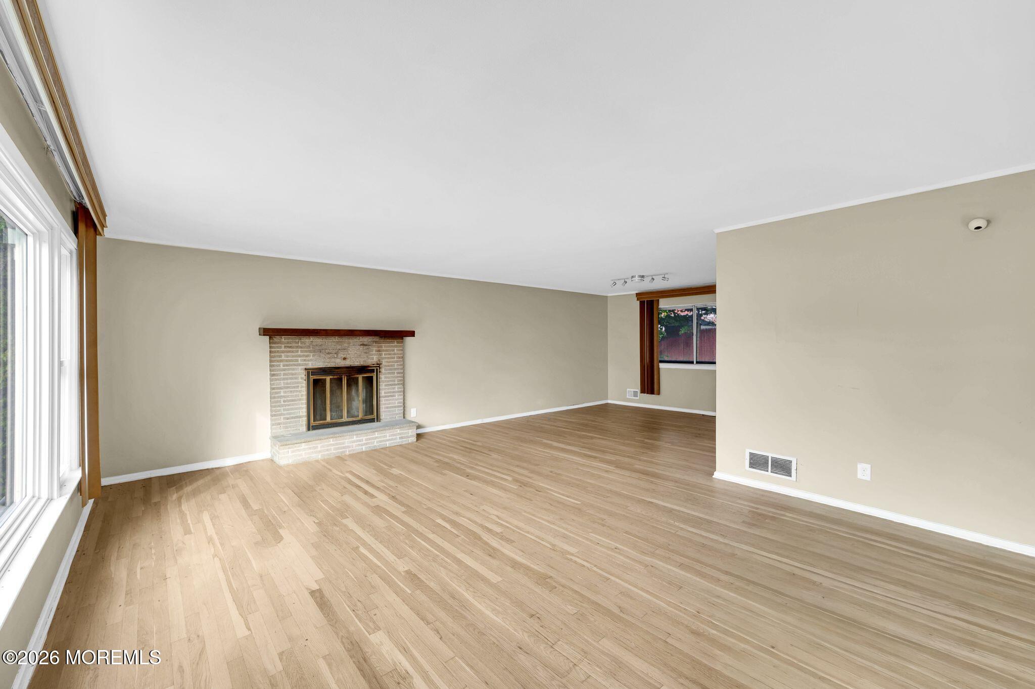 904 Fordham Road Image 4