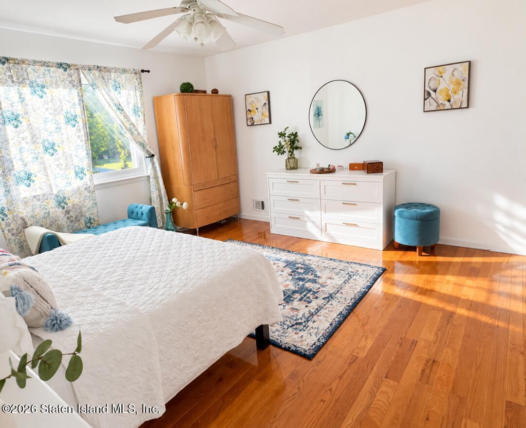 235 Carlyle Green, Staten Island, NY, 10312 image 16
