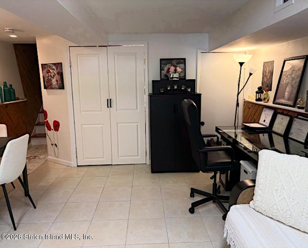 235 Carlyle Green, Staten Island, NY, 10312 image 28