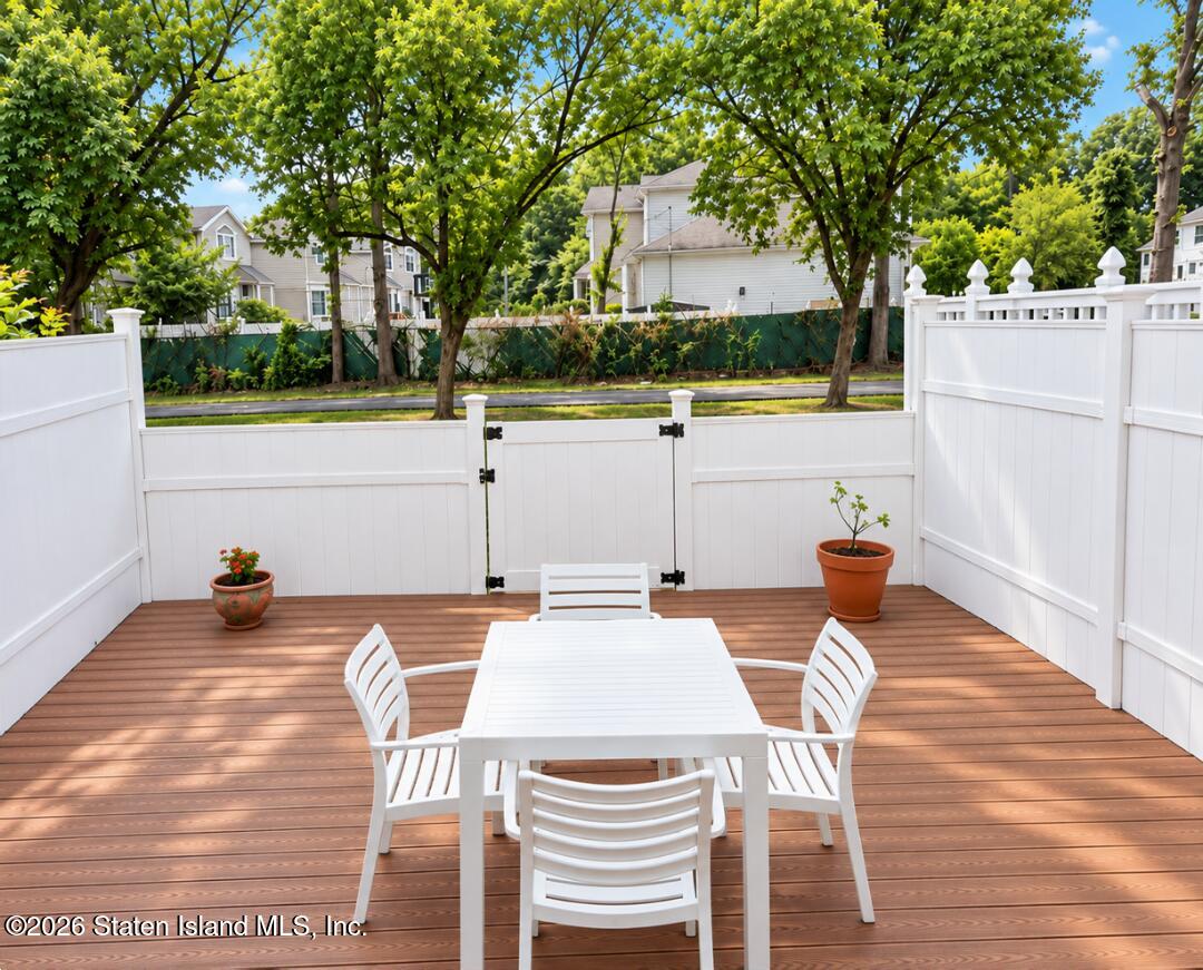 235 Carlyle Green, Staten Island, NY, 10312 image 30