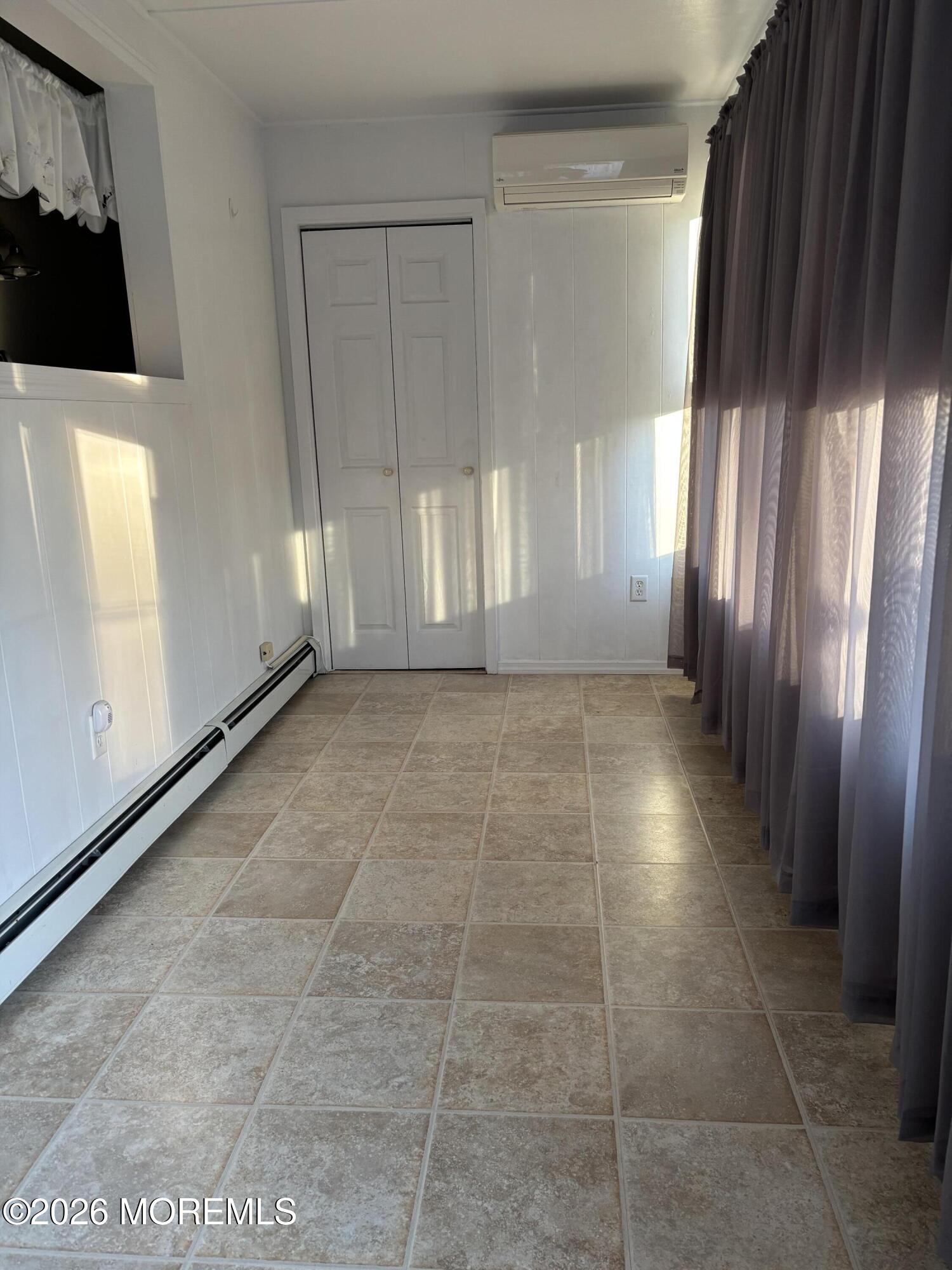 16D Dixie Lane Image 5