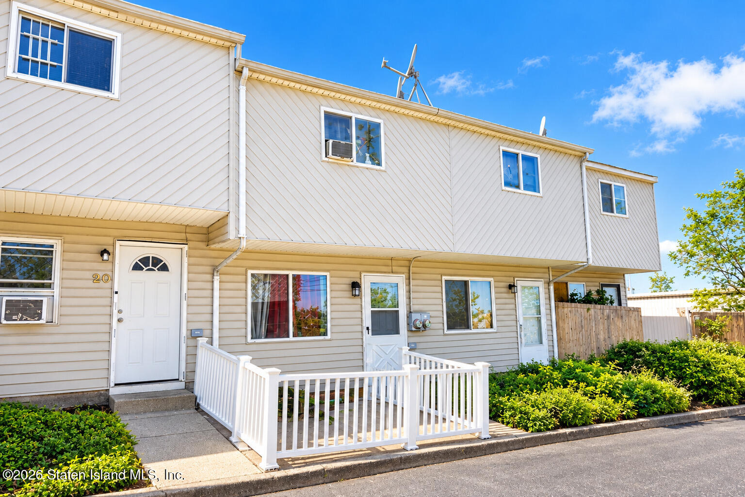 18 Betty Court, Staten Island, NY, 10303 image 16