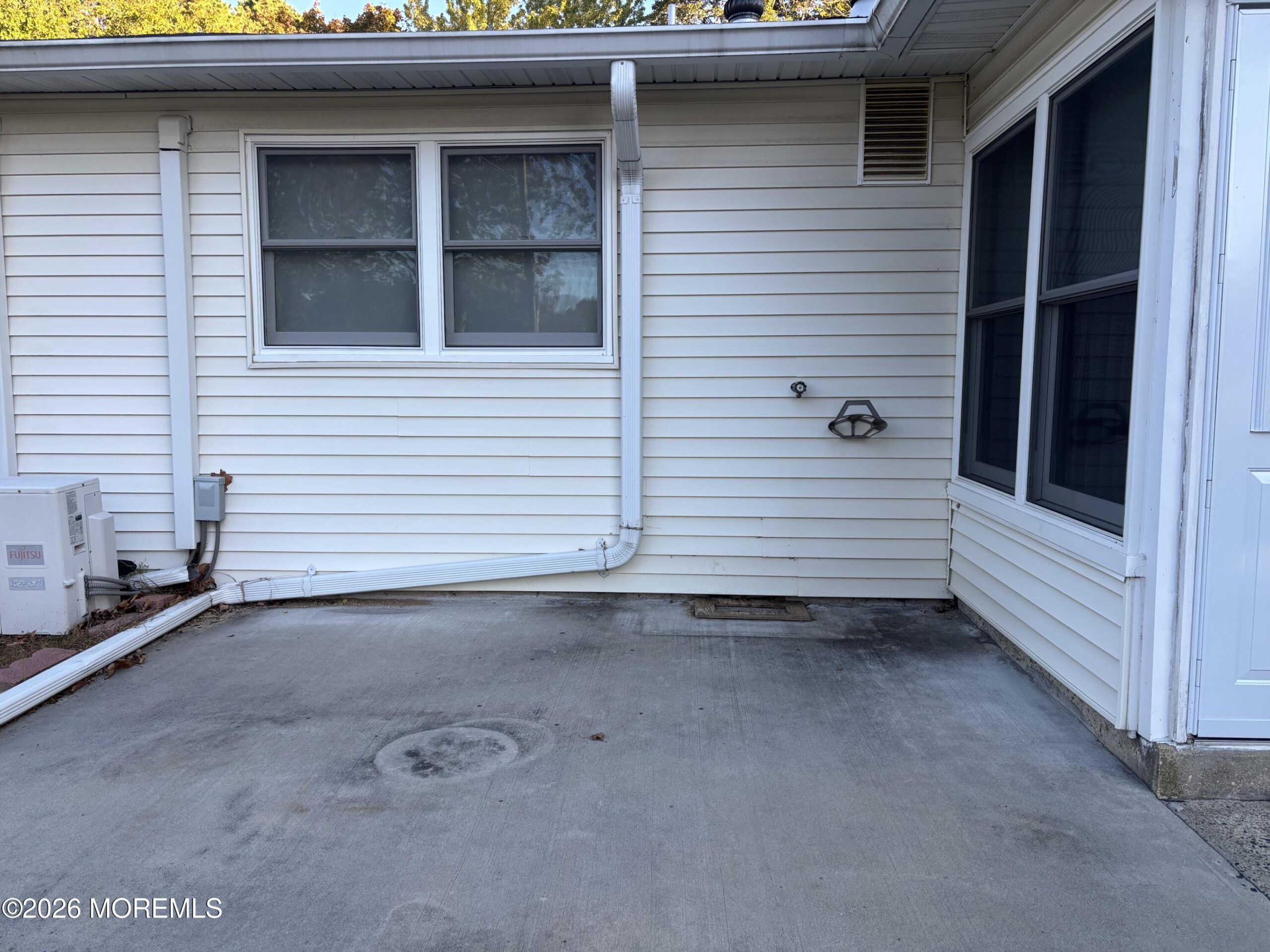 16D Dixie Lane Image 3