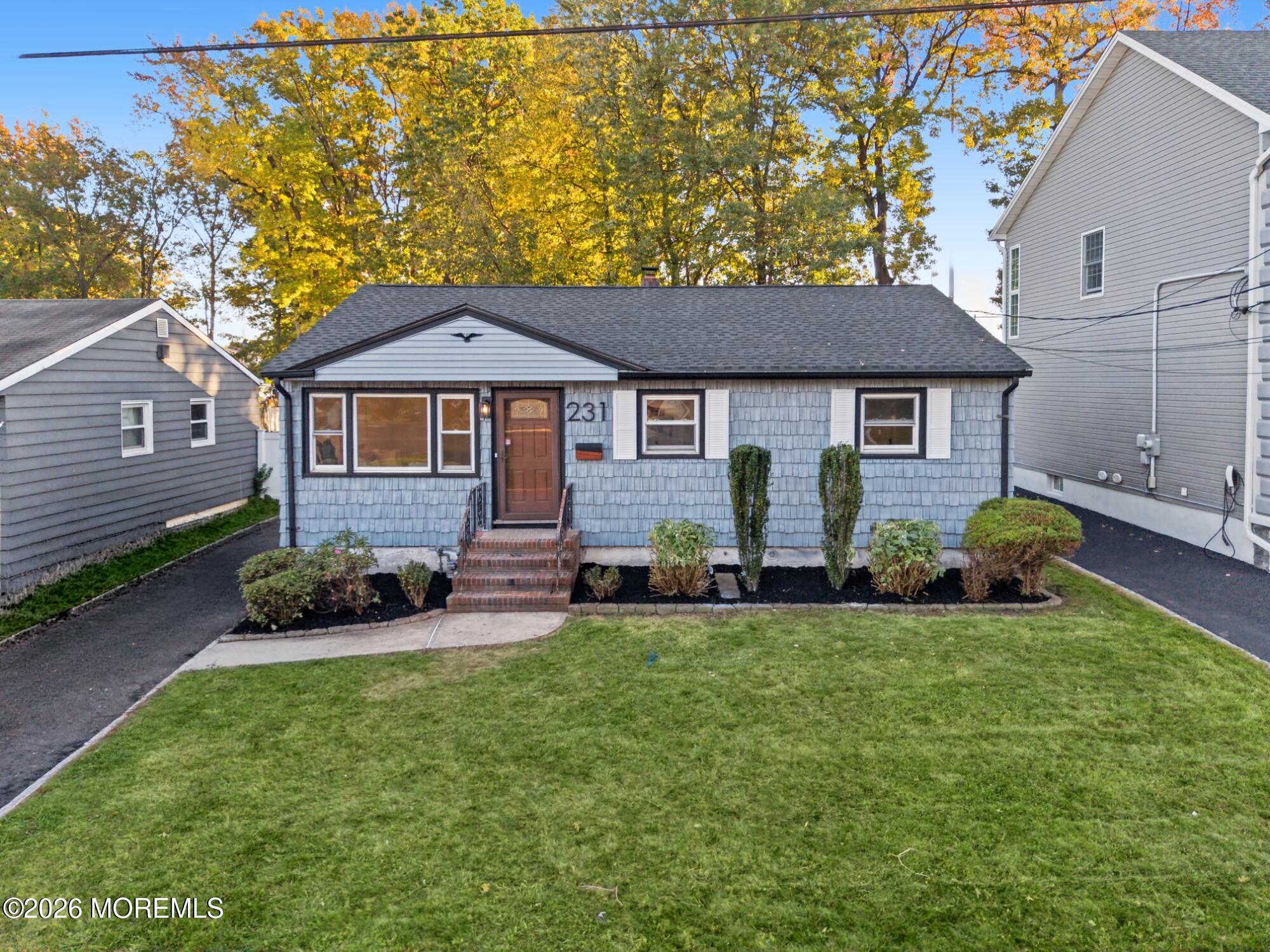 231 Temple Way Image 5