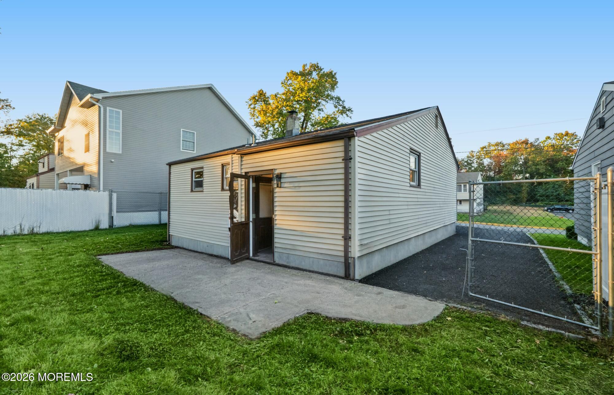 231 Temple Way, Colonia, NJ, 07067 image 31