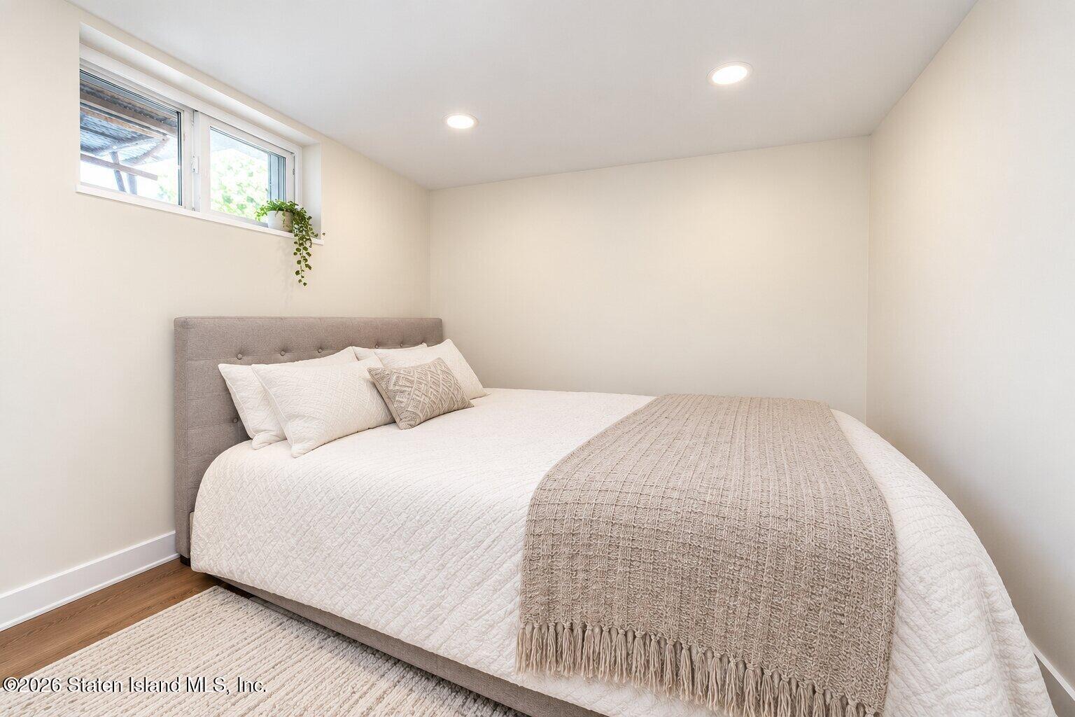 18 Zoe Street, Staten Island, NY, 10305 image 11