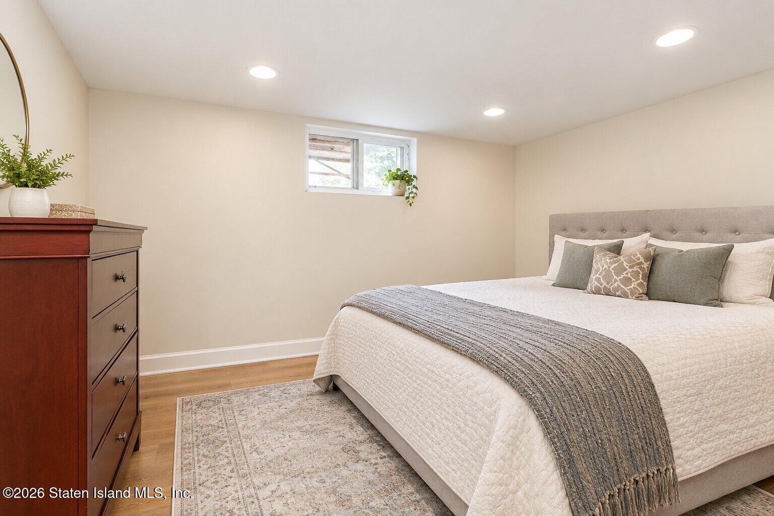 18 Zoe Street, Staten Island, NY, 10305 image 12